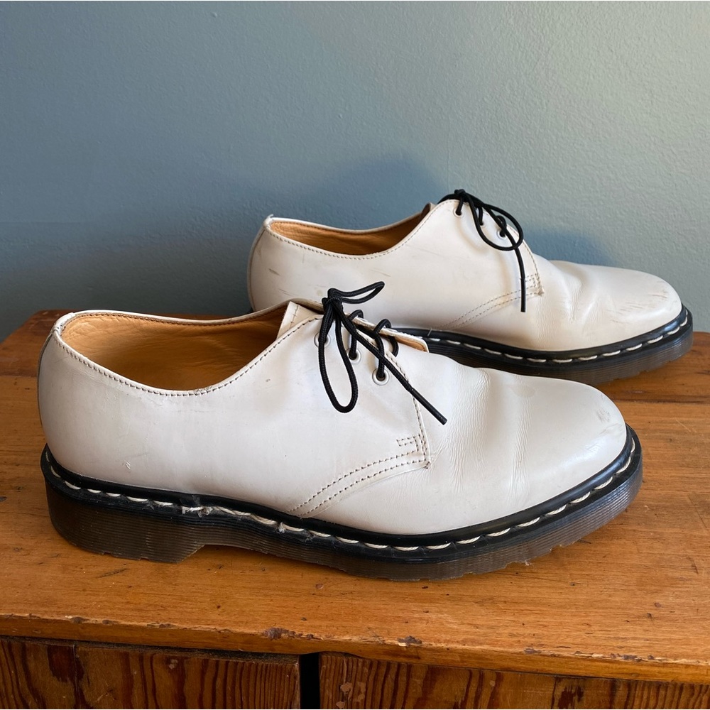 Dr Martens vintage made in England white oxfords size 41